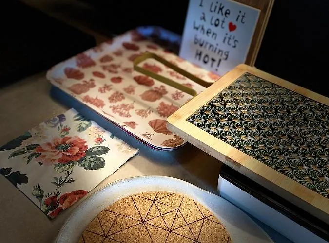 Amazing Little House On An Island With Garden 里加