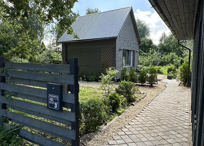 度假居 Amazing Little House On An Island With Garden