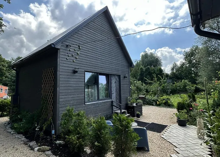 度假居 Amazing Little House On An Island With Garden *