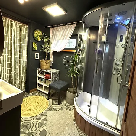 Amazing Little House On An Island With Garden * Riga