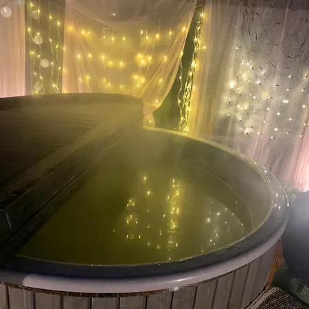 Amazing Little House On An Island With Garden * Ρίγα