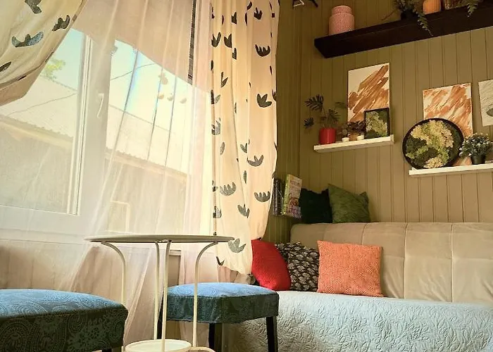 Amazing Little House On An Island With Garden * Riga