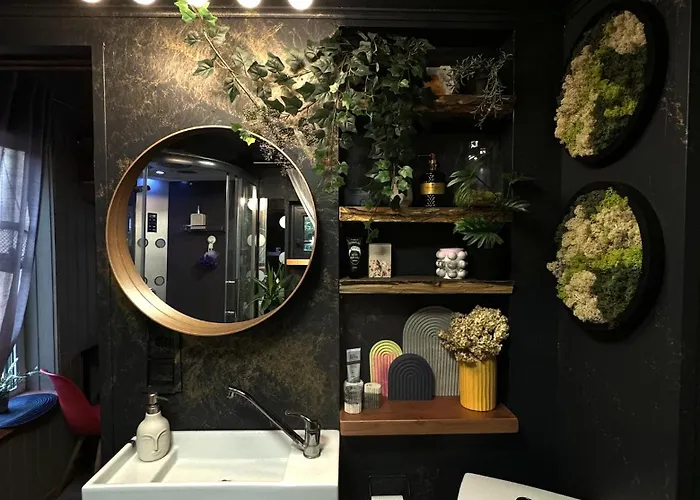 Amazing Little House On An Island With Garden Brīvdienu mājas